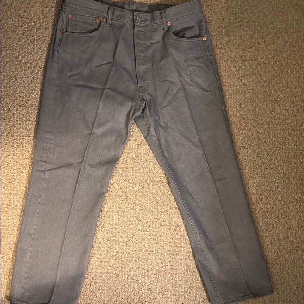 Levi Gray Jeans